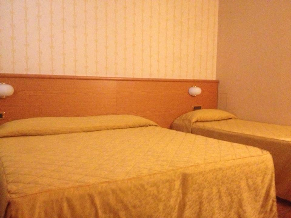 Отель Vecchia Brianza Севезо Номер фото